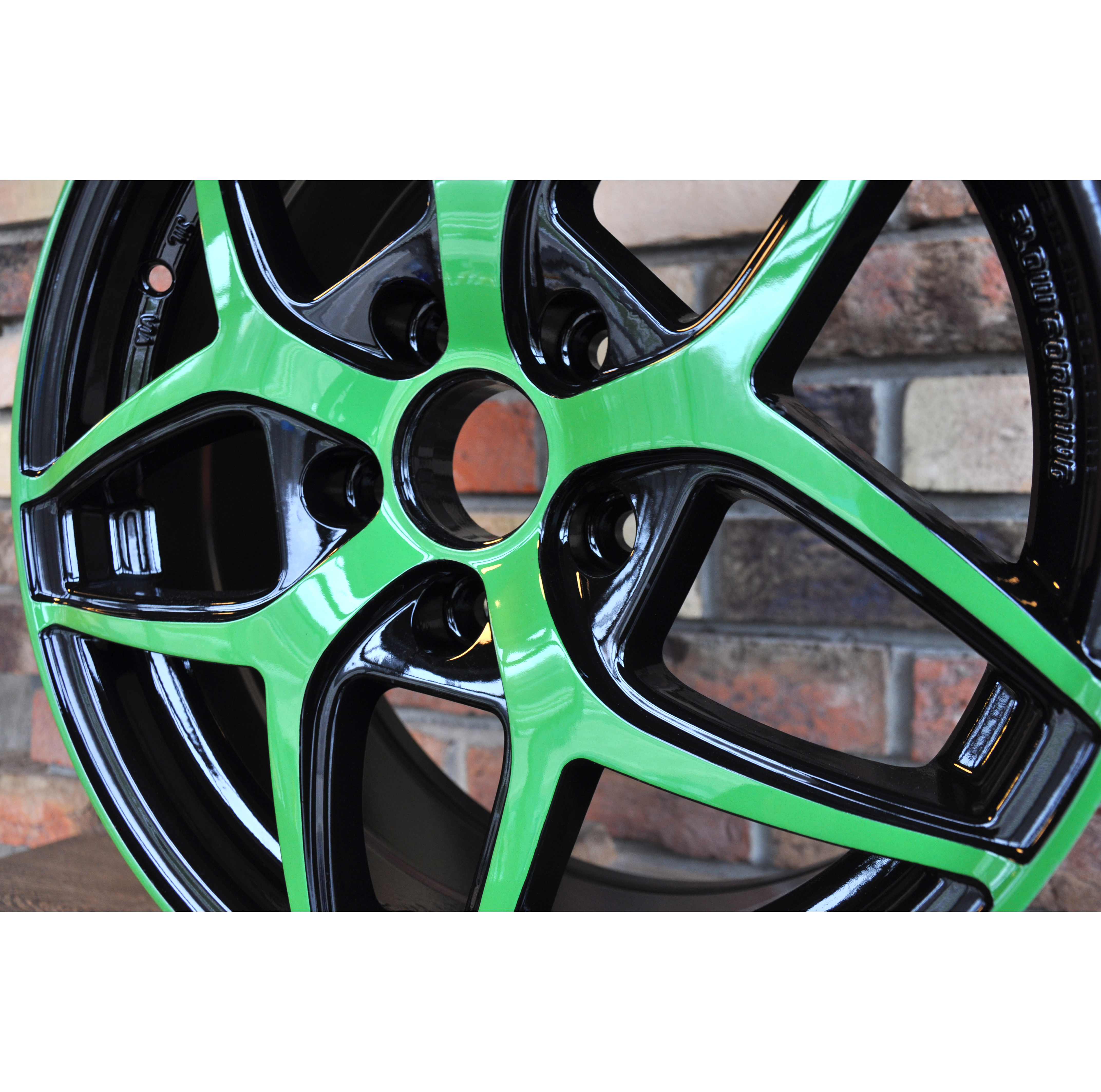 Покраска дисков в 2 цвета от автомобиля Skoda Yeti