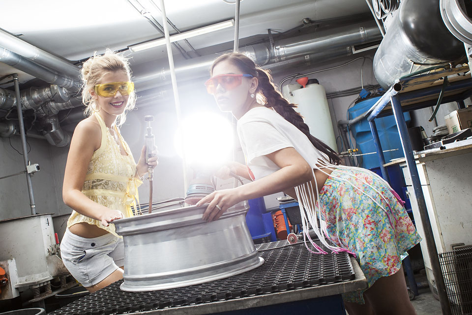 Еще одна фотосессия с девушками Thomi Felgen!