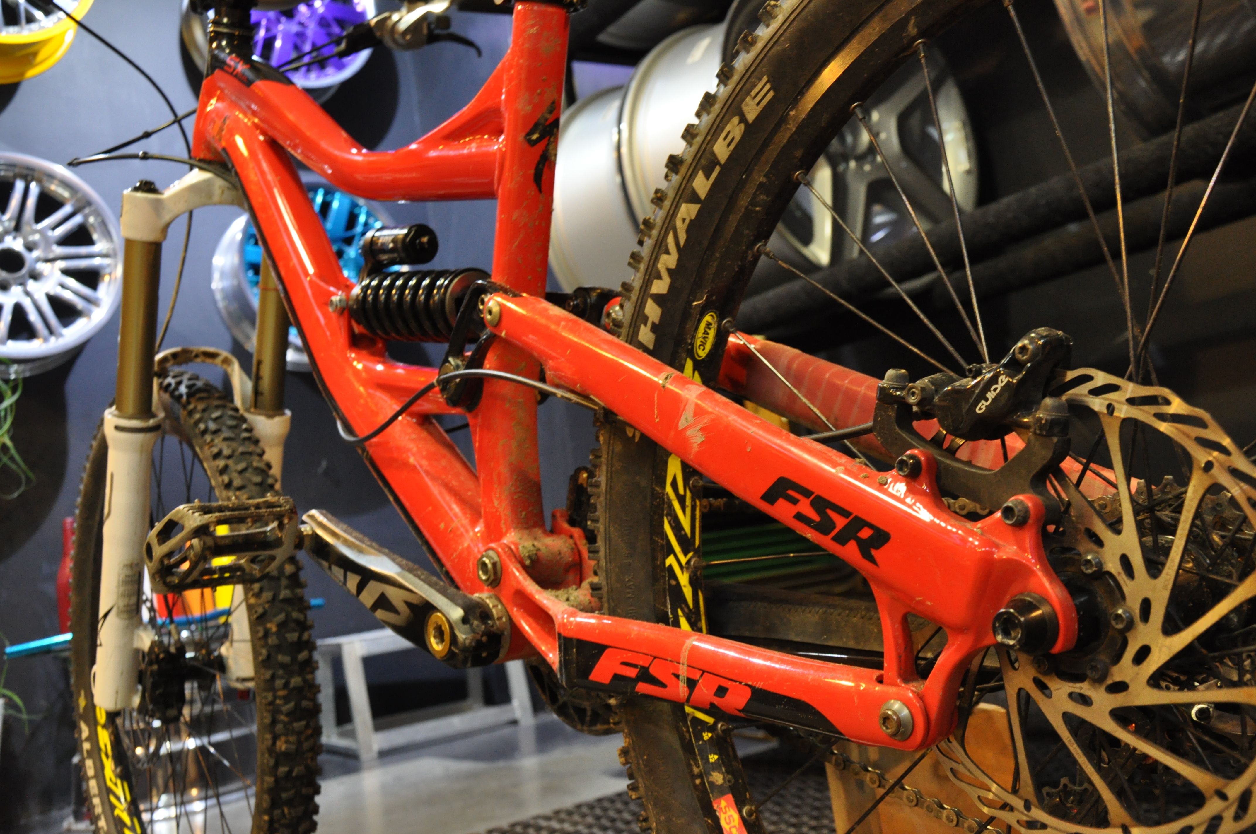 Велосипедная рама Specialized SX Trail в 2 цвета порошком