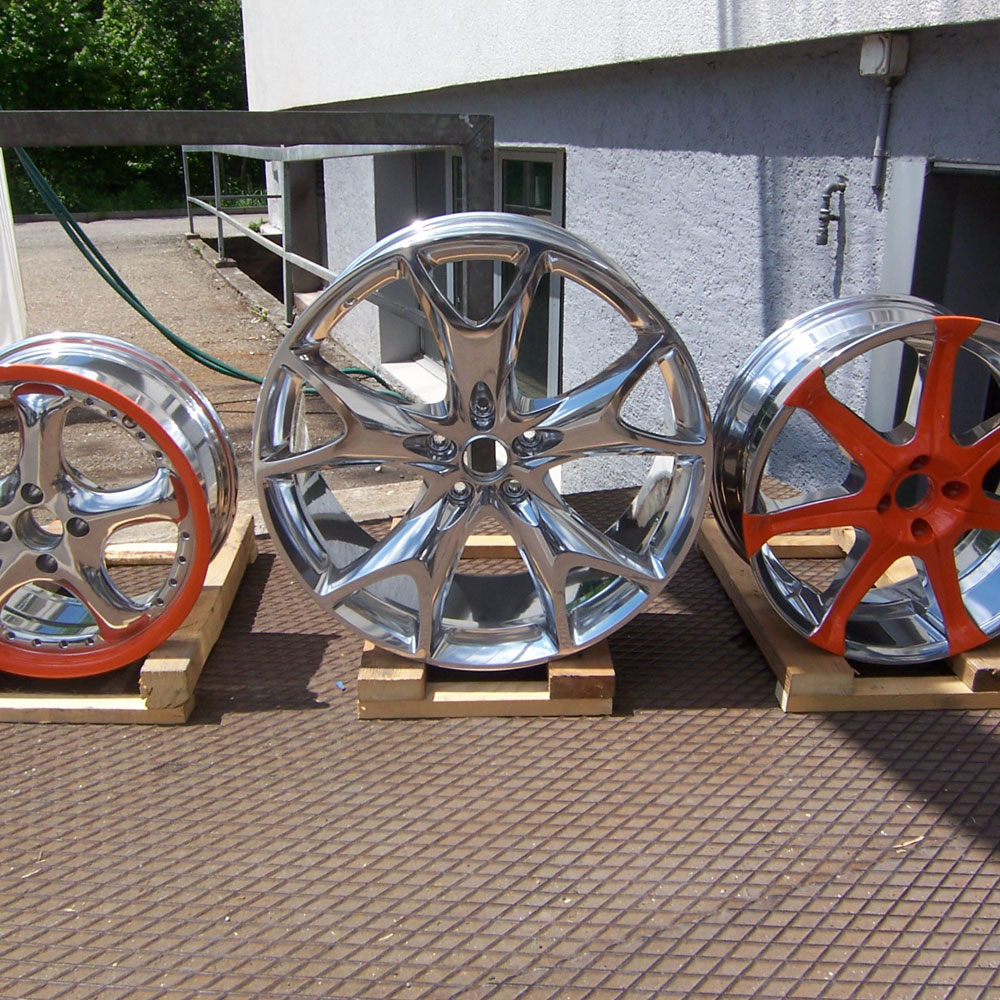 Пример зеркальной полировки вместе с покраской отдельных элементов диска