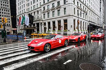 Празднование 60-летия "Ferrari" в США.