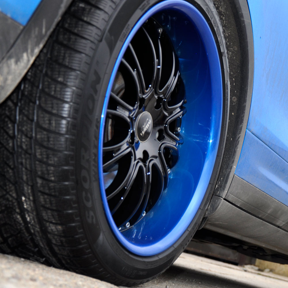 Покраска порошковая дисков от Porsche Cayenne в стандартный кэнди и черный глянец.