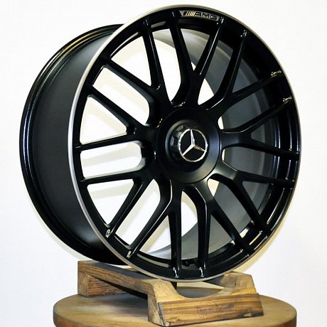 Покраска дисков в чёрный мат и полировка канта AMG R19