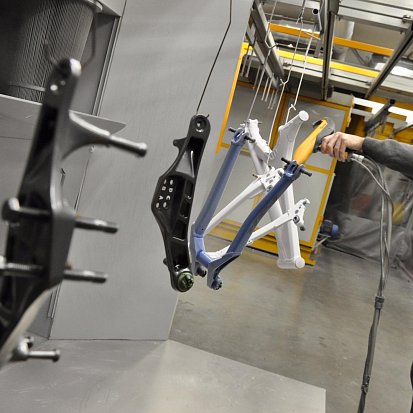 Велосипедная рама Specialized BigHit в 2 цвета порошком