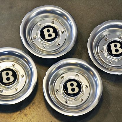 Изготовление и полировка с покраской колпачков для Bentley