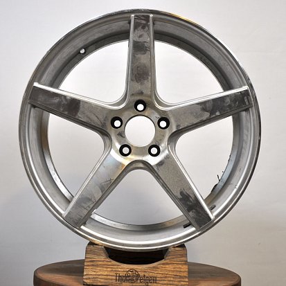 Покраска дисков Vossen R20 в белый и изготовление новых заглушек 