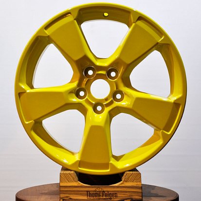 Образцы различных вариантов покраски дисков R18