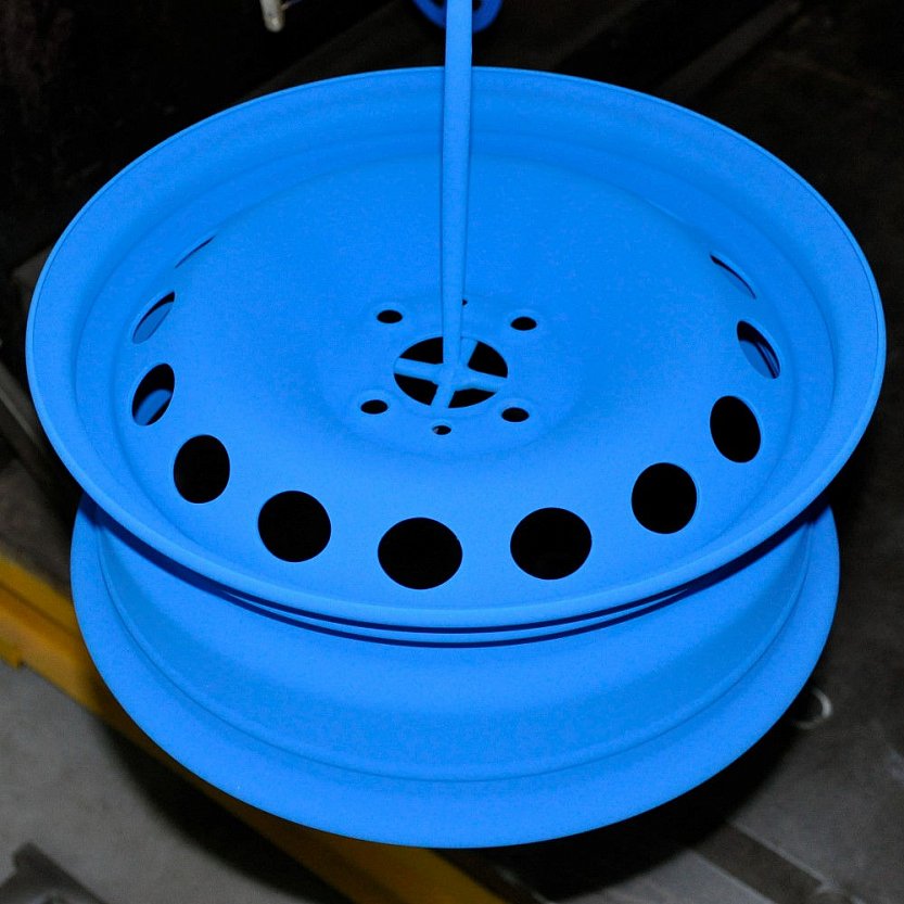 Окраска дисков Fiat в синиц цвет