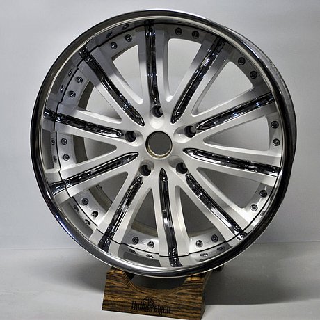 Зеркальная полировка и частичная порошковая покраска диска в белый цвет