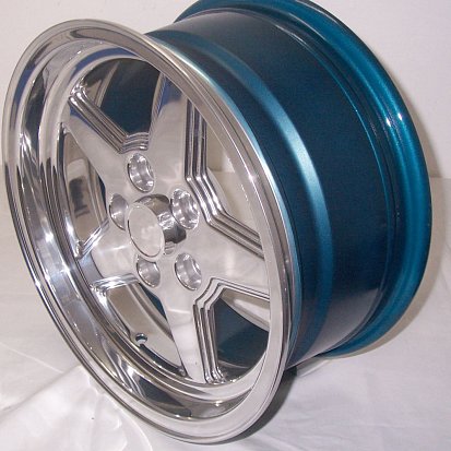 Литой диск после зеркальной полировки