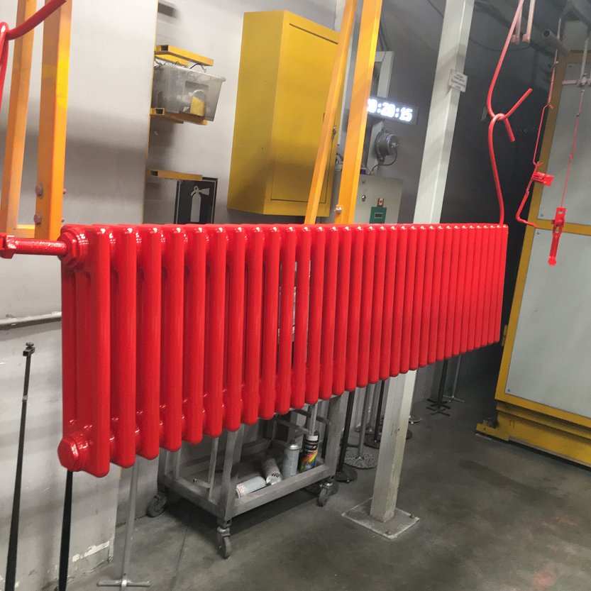 Покраска радиаторов Арбония в красный цвет