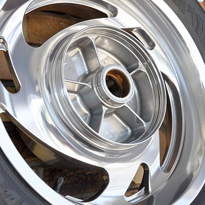 Зеркальная полировка дисков Honda VTX 1800C