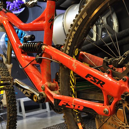 Велосипедная рама Specialized SX Trail в 2 цвета порошком