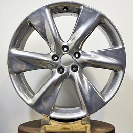 Полировка дисков Nissan R21 от Infiniti до зеркального блеска