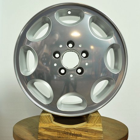 Зеркальная полировка лицевой части и покраска в серебристый металлик дисков Mercedes R16