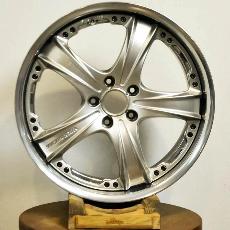 Полировка иннера диска Volk Racing R19 от Mazda CX-5