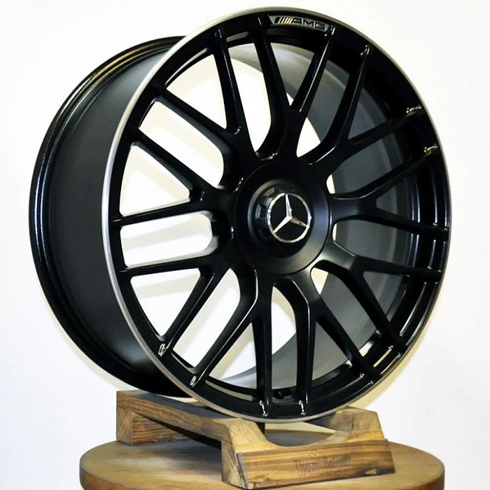 Покраска дисков в чёрный мат и полировка канта AMG R19
