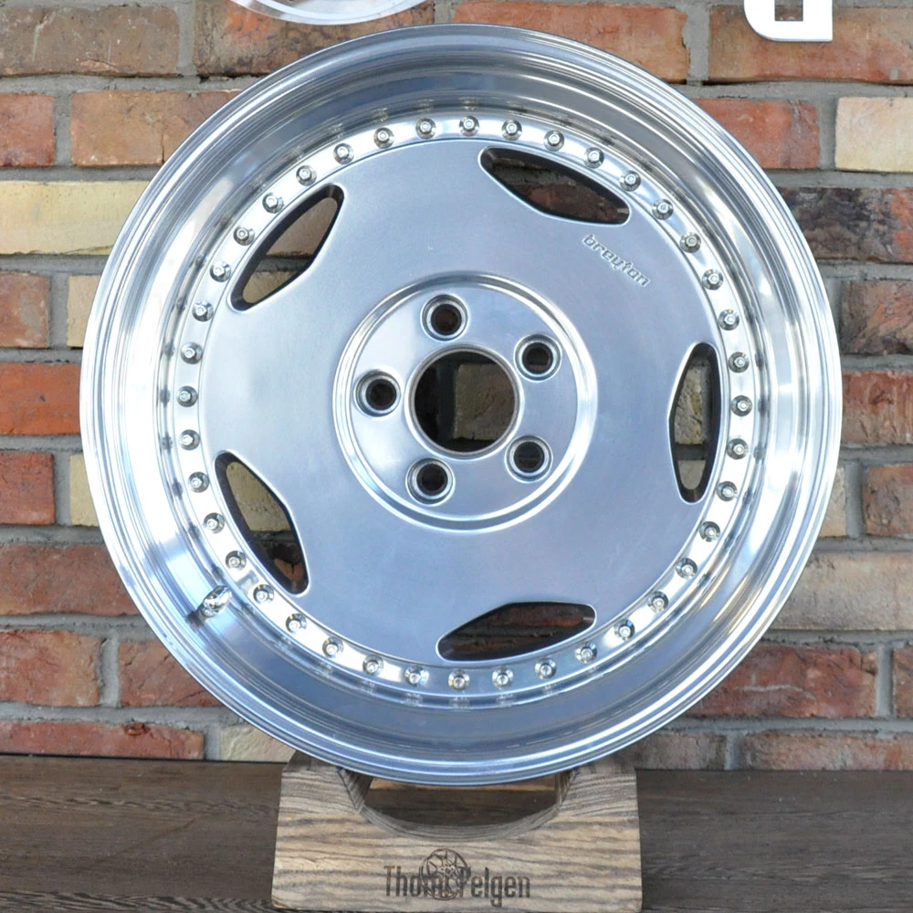 Полировка диска OZ Breyton R18 на Mercedes