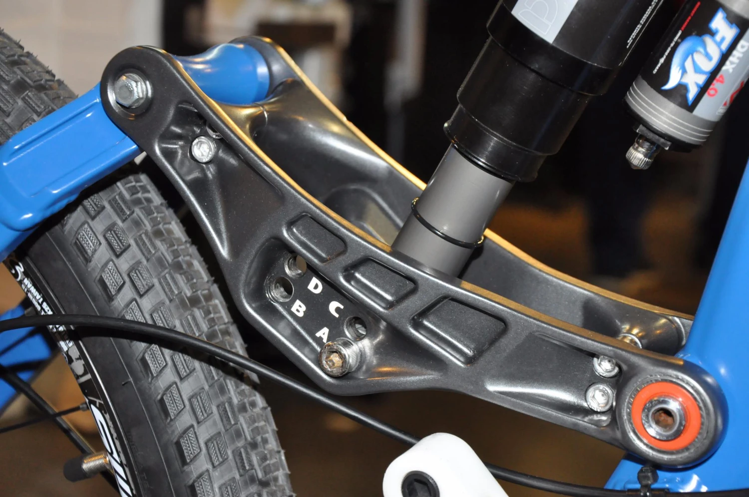 Велосипедная рама Specialized BigHit в 2 цвета порошком