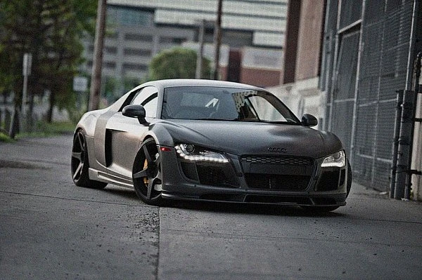 Тюнинг Audi R8 с дисками от ADV.1 Тюнинг Audi R8 с дисками от ADV.1