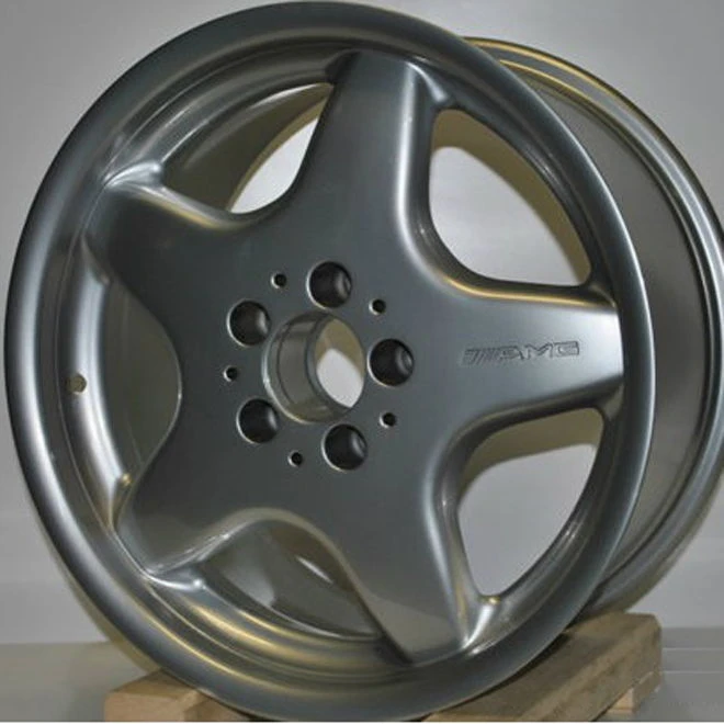 Порошковая покраска литого диска AMG.