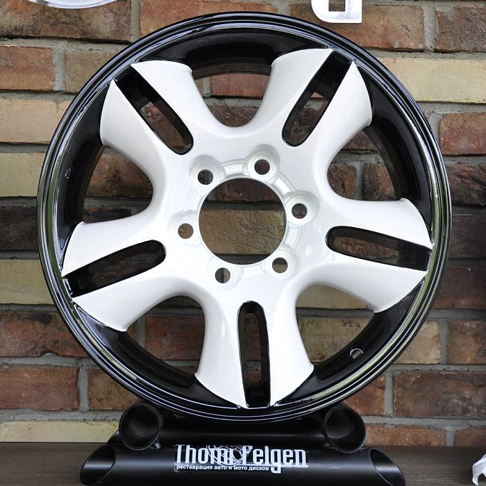 Покраска дисков Toyota в 2 цвета.